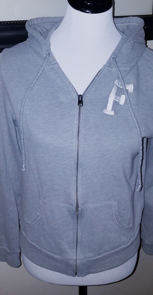 Cropped Abercrombie & Fitch hoodie